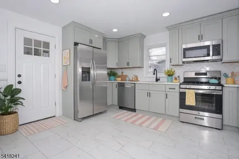 $485,000 | 326 Ogden Street, Orange, NJ 07050