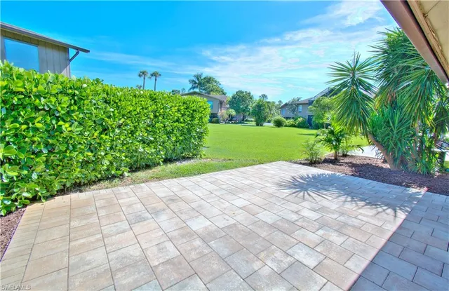 $2,200 | 787 Palm View Drive, Unit 3, Naples, FL 34110