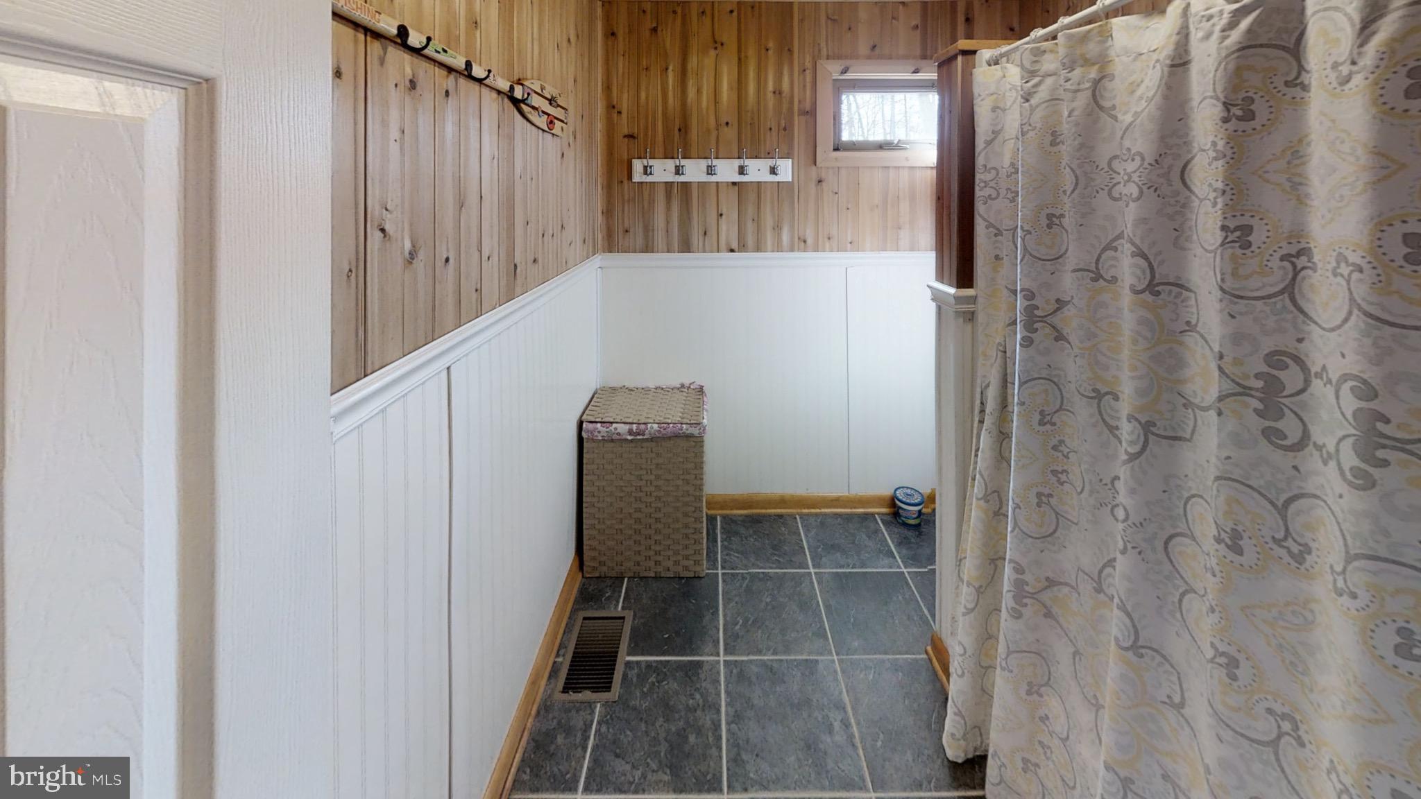 619 Oak Road Bumpass, VA 23024 - Photo 17 of 49 Hall Bathroom