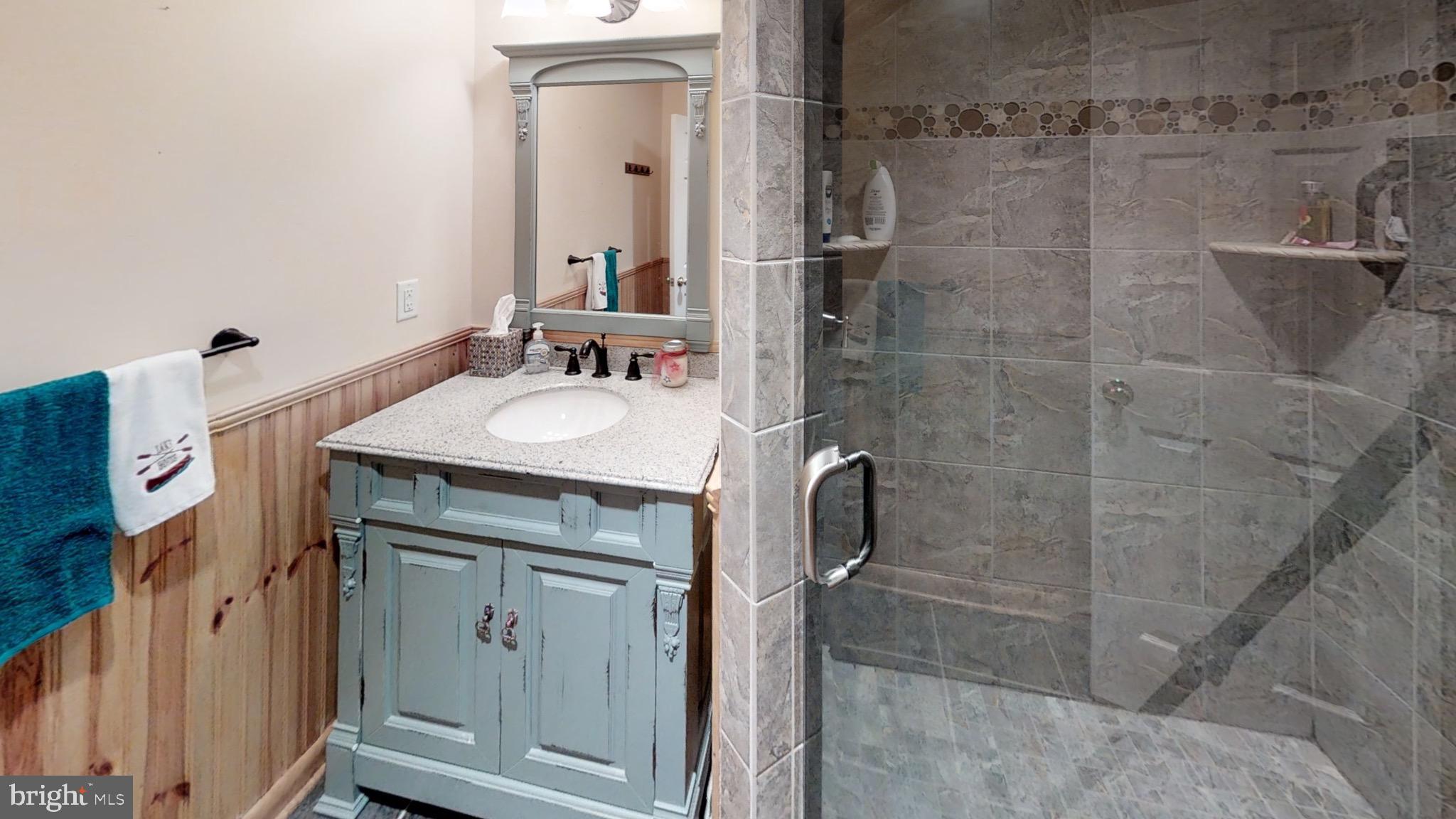 619 Oak Road Bumpass, VA 23024 - Photo 23 of 49 Bathroom off Kitchen