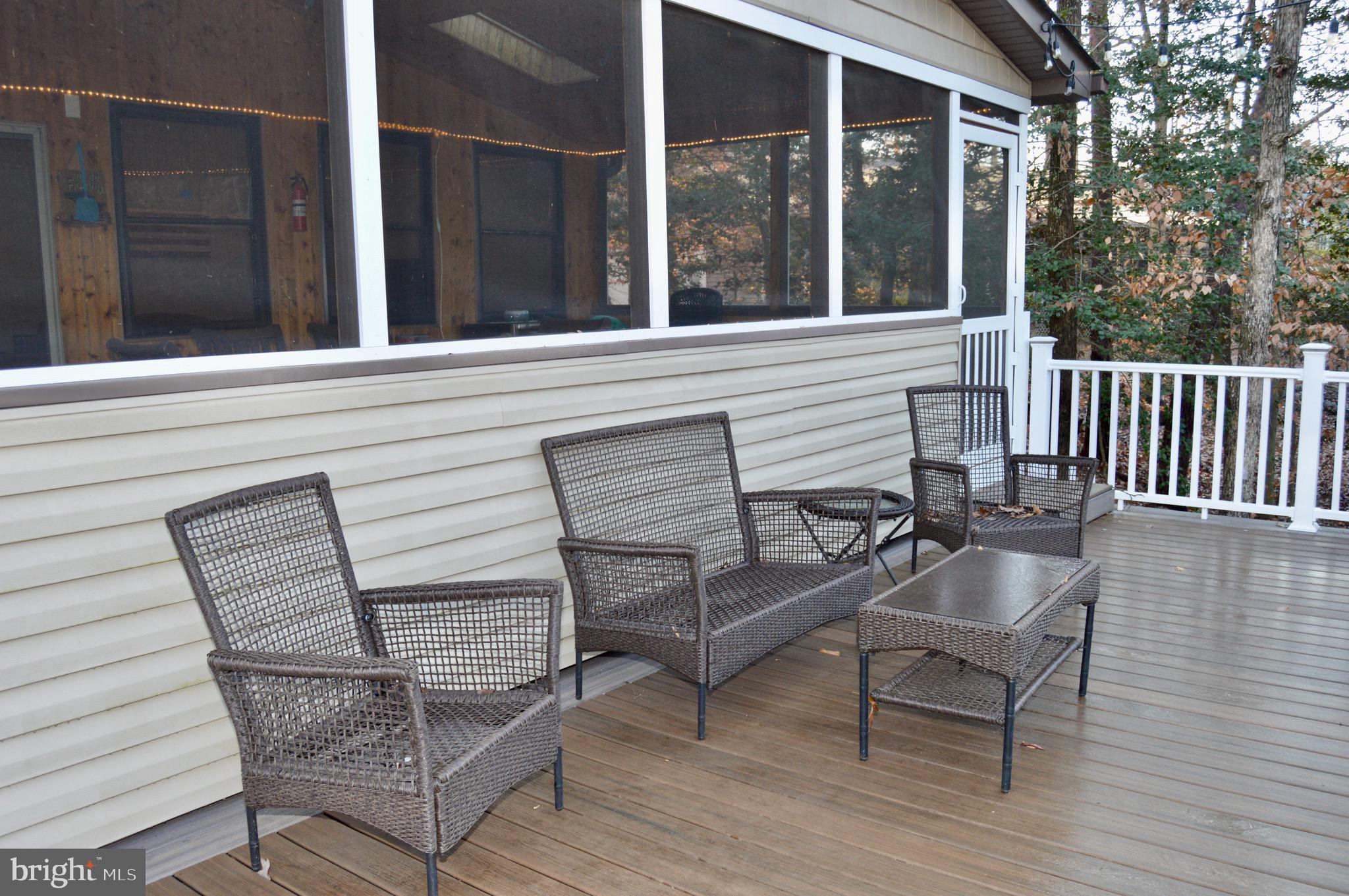 619 Oak Road Bumpass, VA 23024 - Photo 33 of 49 Deck
