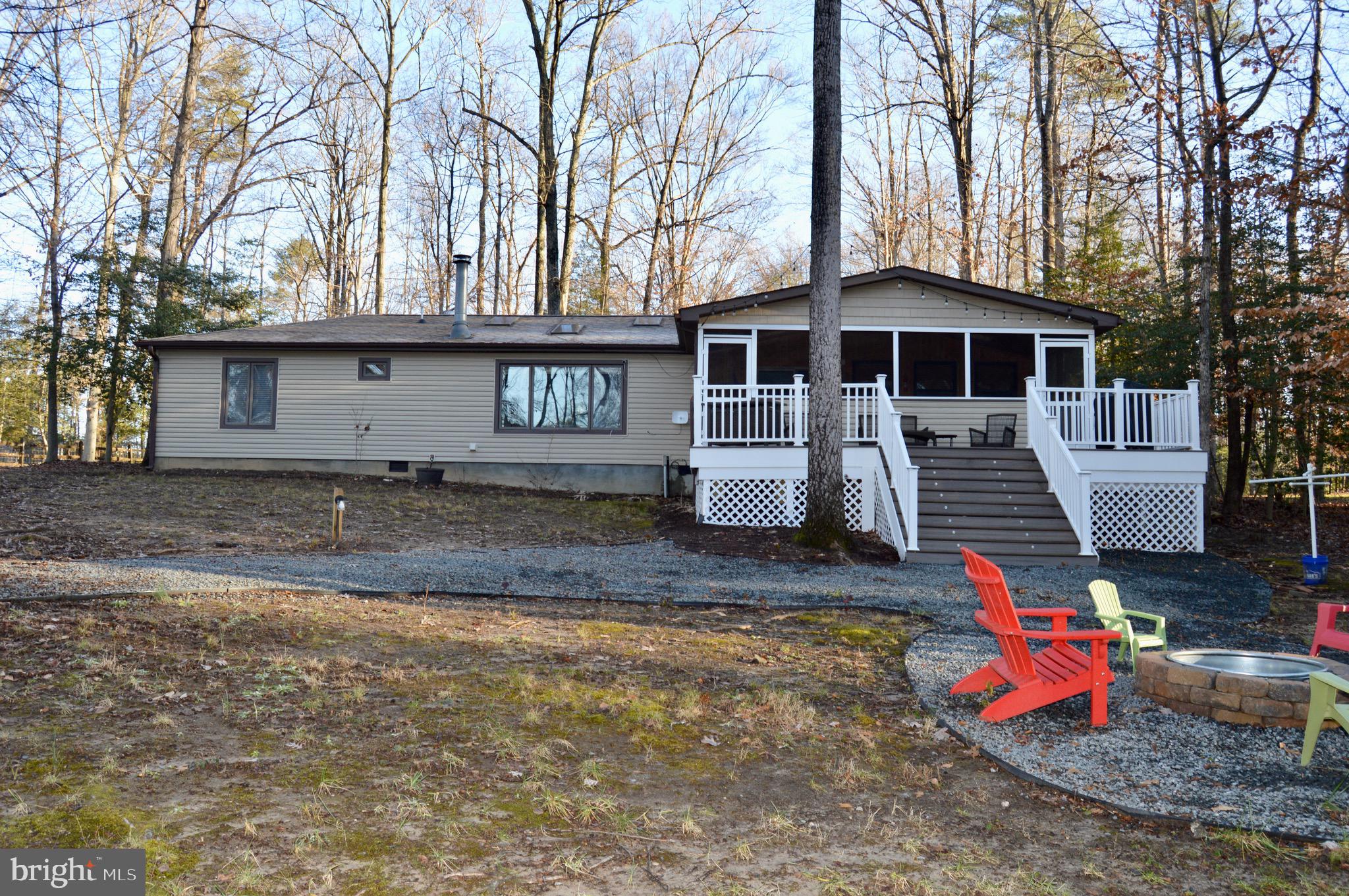 619 Oak Road Bumpass, VA 23024 - Photo 36 of 49 Back View