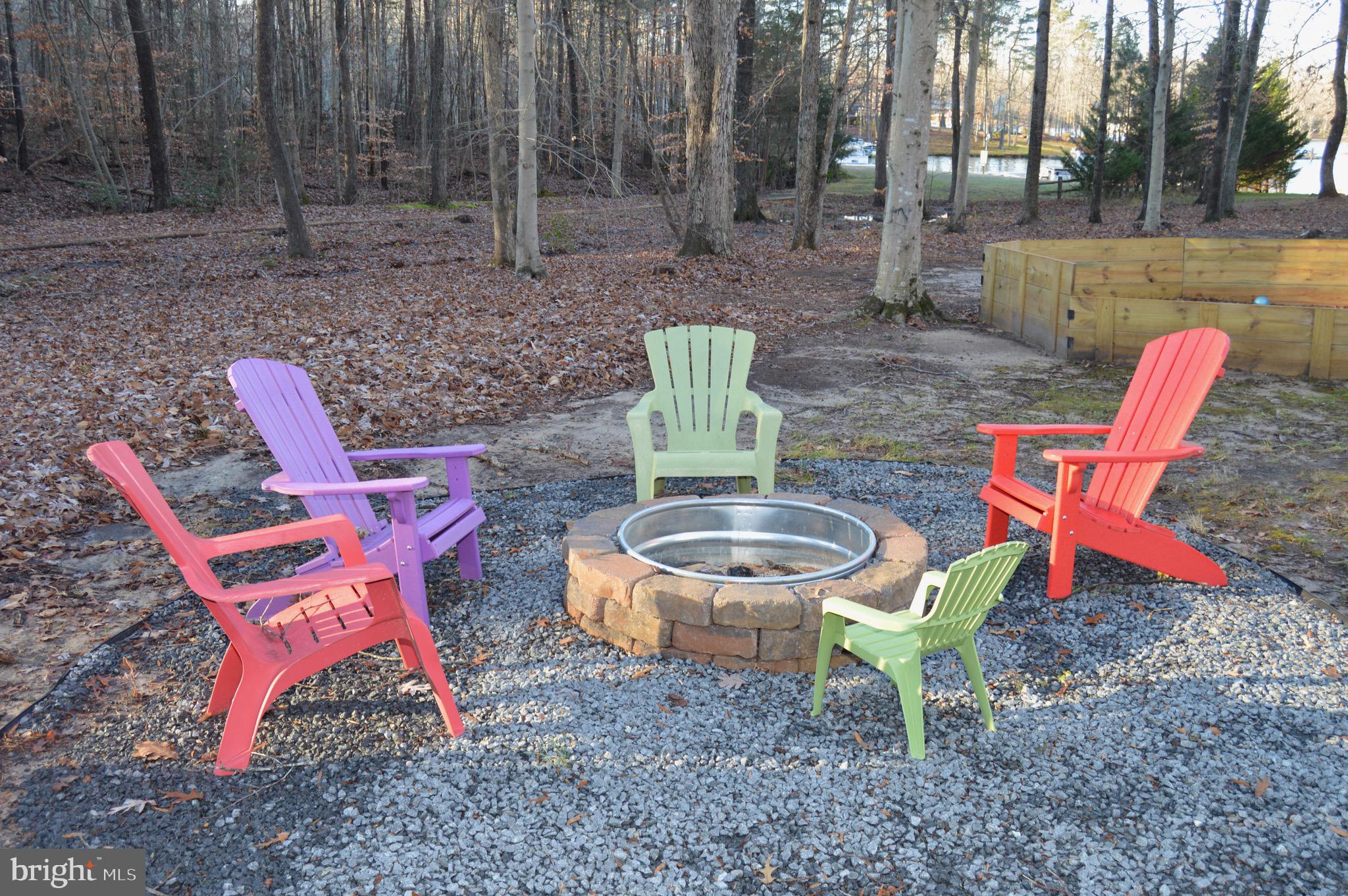 619 Oak Road Bumpass, VA 23024 - Photo 39 of 49 Firepit