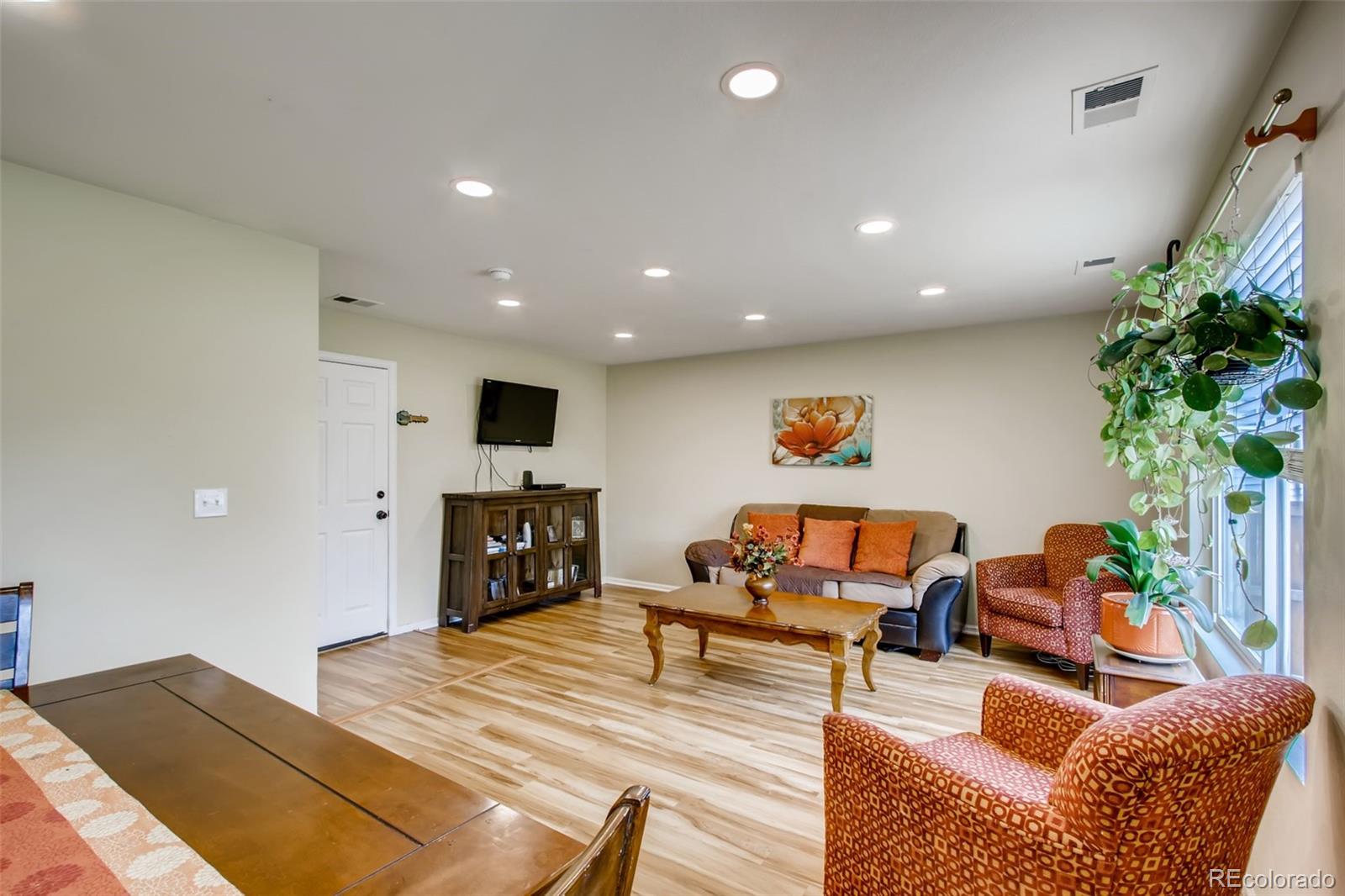 1254 Trail Ridge Road Longmont, CO 80504 - Photo 13 of 27