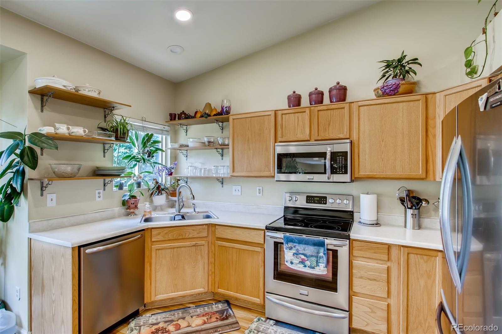 1254 Trail Ridge Road Longmont, CO 80504 - Photo 8 of 27