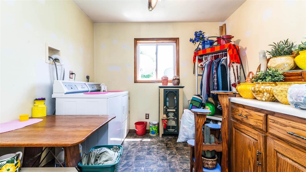 5657 Greenwood Road Avoca, MI 48006 - Photo 56 of 67 50084391-55.JPG