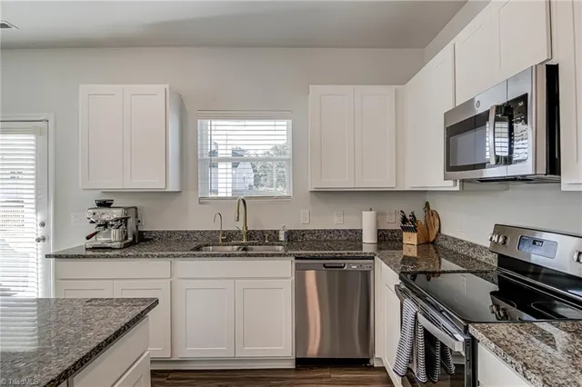 $374,900 | 2186 Ever Chase Court, Winston-Salem, NC 27103