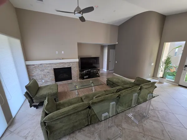 $5,500 | 4415 Vantage Lane, Palm Springs, CA 92262