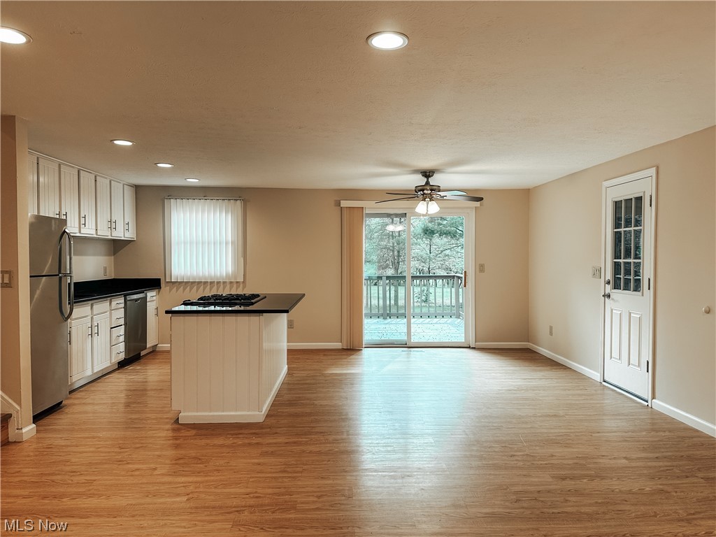 810 Ridgeview Drive Medina, OH 44256 - Photo 4 of 34