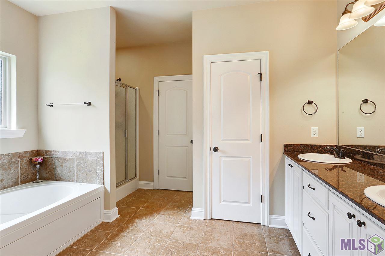 1180 Rue Riviere Drive Port Allen, LA 70767 - Photo 10 of 10 Gallery Image 10