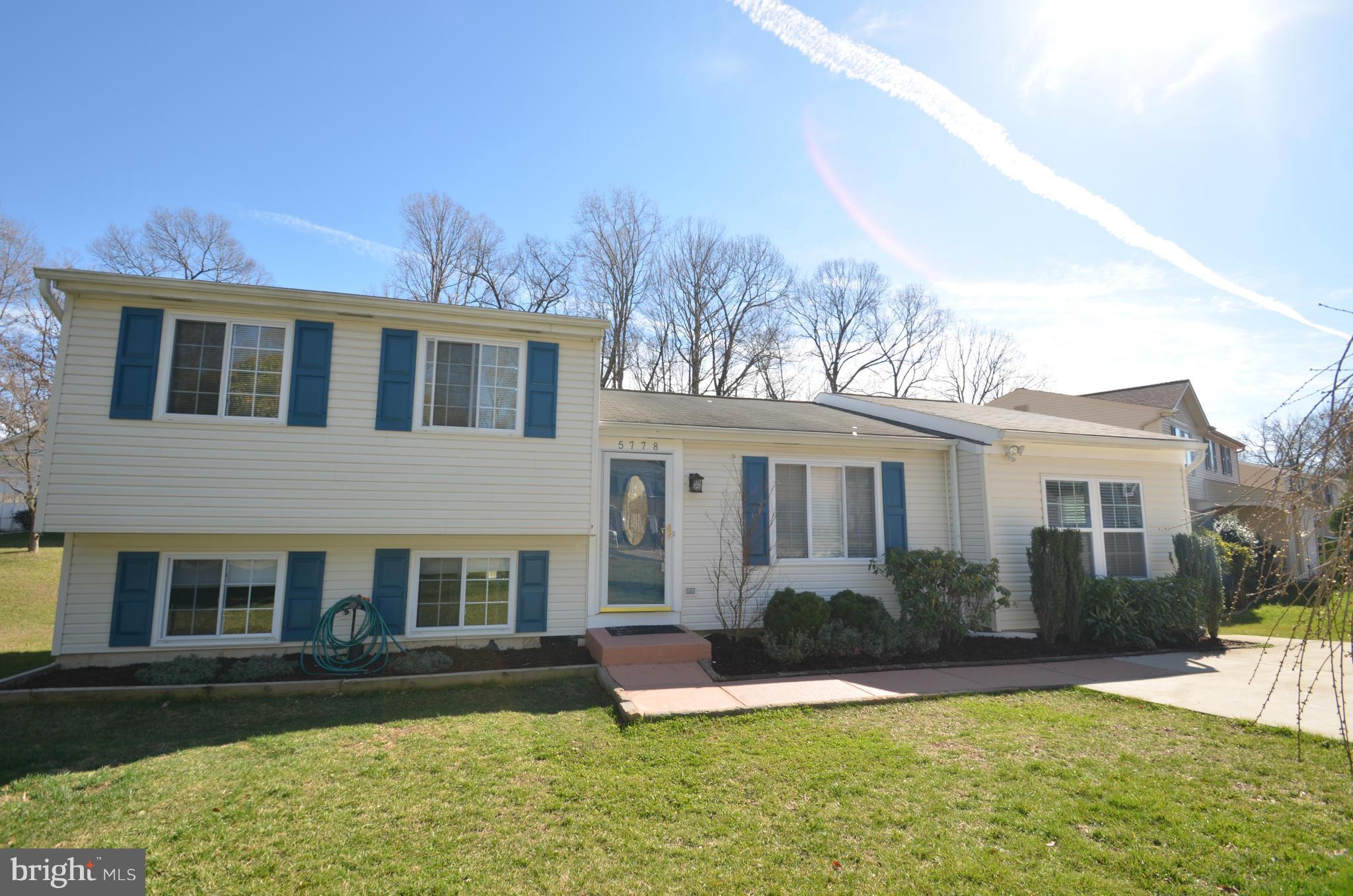 5778 Heming Avenue Springfield, VA 22151 - Photo 1 of 27 Exterior (Front)