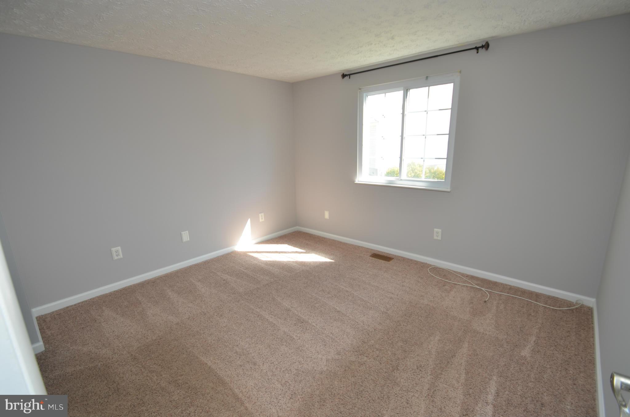 5778 Heming Avenue Springfield, VA 22151 - Photo 11 of 27 Bedroom (Master)