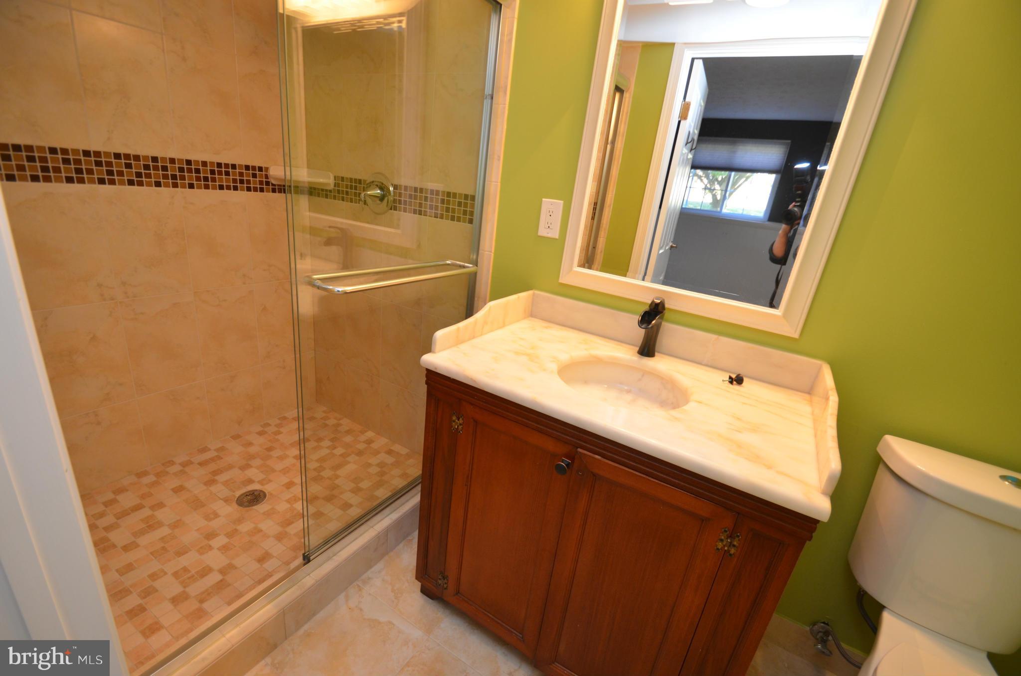 5778 Heming Avenue Springfield, VA 22151 - Photo 18 of 27 Bath