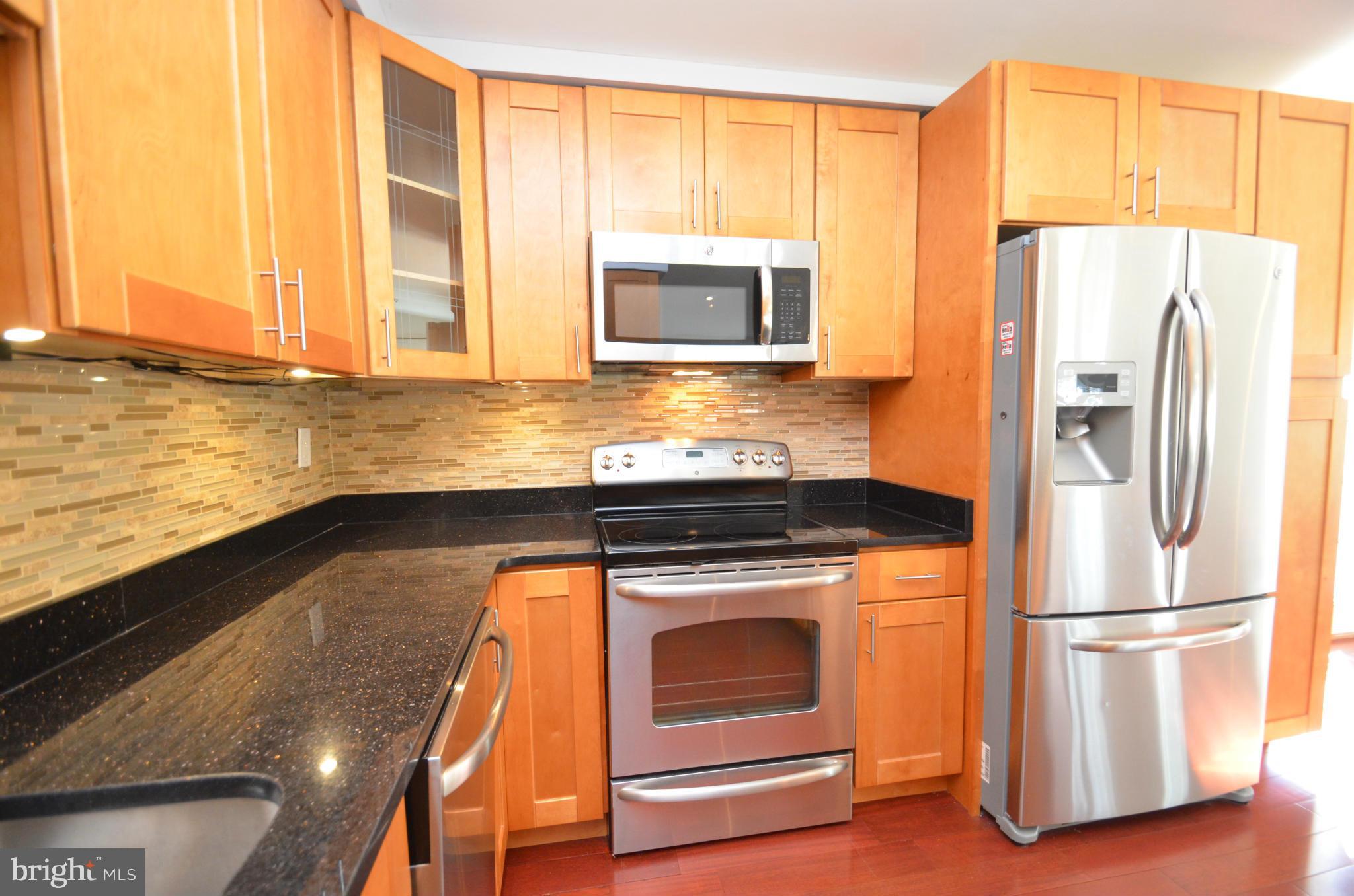 5778 Heming Avenue Springfield, VA 22151 - Photo 5 of 27 Kitchen