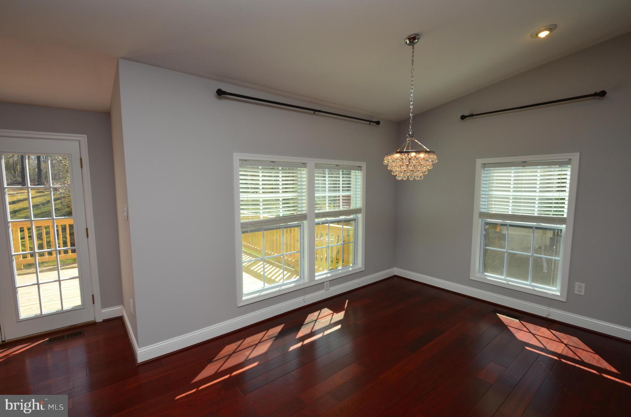 5778 Heming Avenue Springfield, VA 22151 - Photo 9 of 27 Dining Room