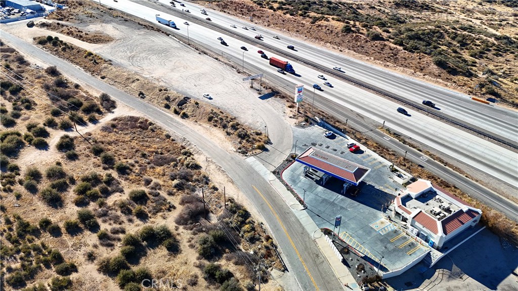 5940 Mariposa Road Hesperia, CA 92344 - Photo 3 of 7