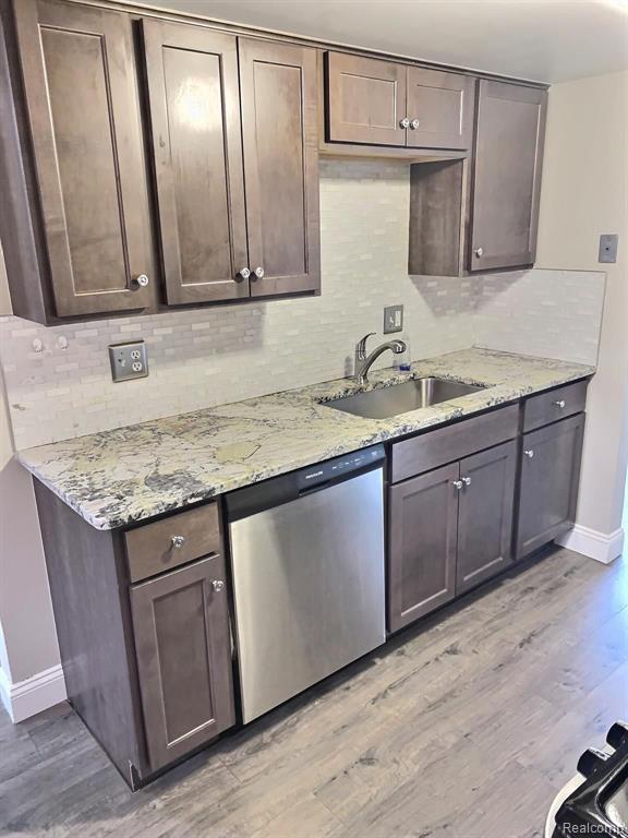 12787 Ronda Drive Southgate, MI 48195 - Photo 12 of 27