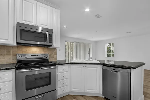 $5,500 | 199 Barbados Drive, Jupiter, FL 33458