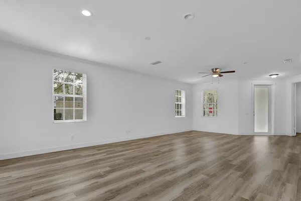 $5,500 | 199 Barbados Drive, Jupiter, FL 33458