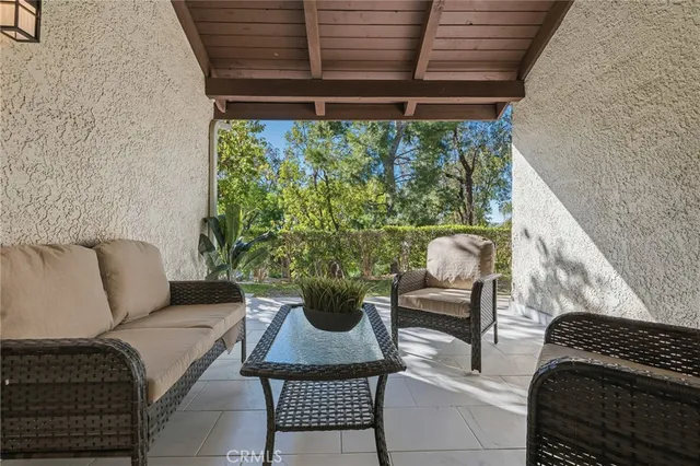 $699,000 | 9502 VÃa Salerno, Burbank, CA 91504