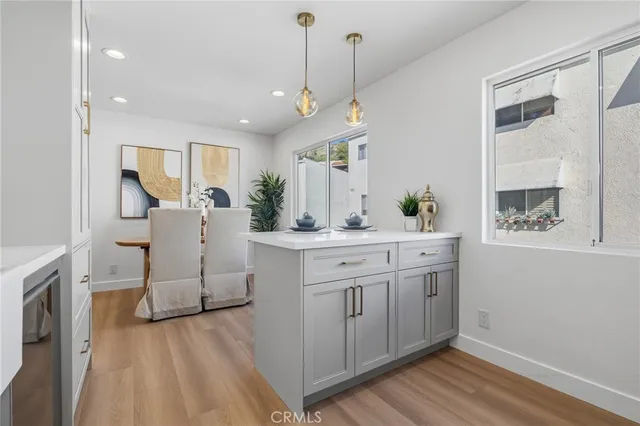 $699,000 | 9502 VÃa Salerno, Burbank, CA 91504