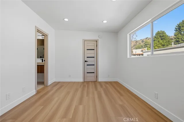 $699,000 | 9502 VÃa Salerno, Burbank, CA 91504