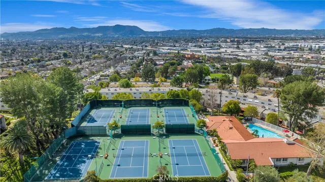 $699,000 | 9502 VÃa Salerno, Burbank, CA 91504