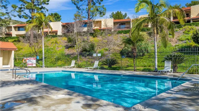 $699,000 | 9502 VÃa Salerno, Burbank, CA 91504