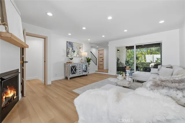 $699,000 | 9502 VÃa Salerno, Burbank, CA 91504