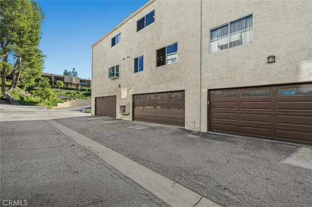 $699,000 | 9502 VÃa Salerno, Burbank, CA 91504