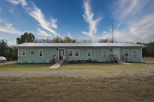 $475,000 | 8676 Farm To Market Road 697, Whitewright, TX 75491