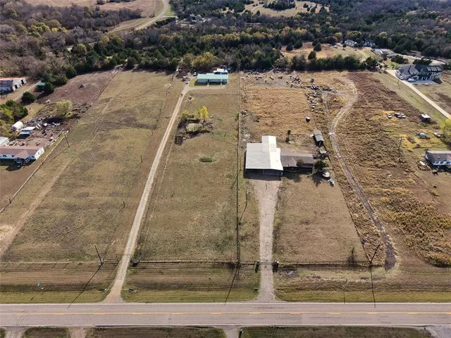 $475,000 | 8676 Farm To Market Road 697, Whitewright, TX 75491
