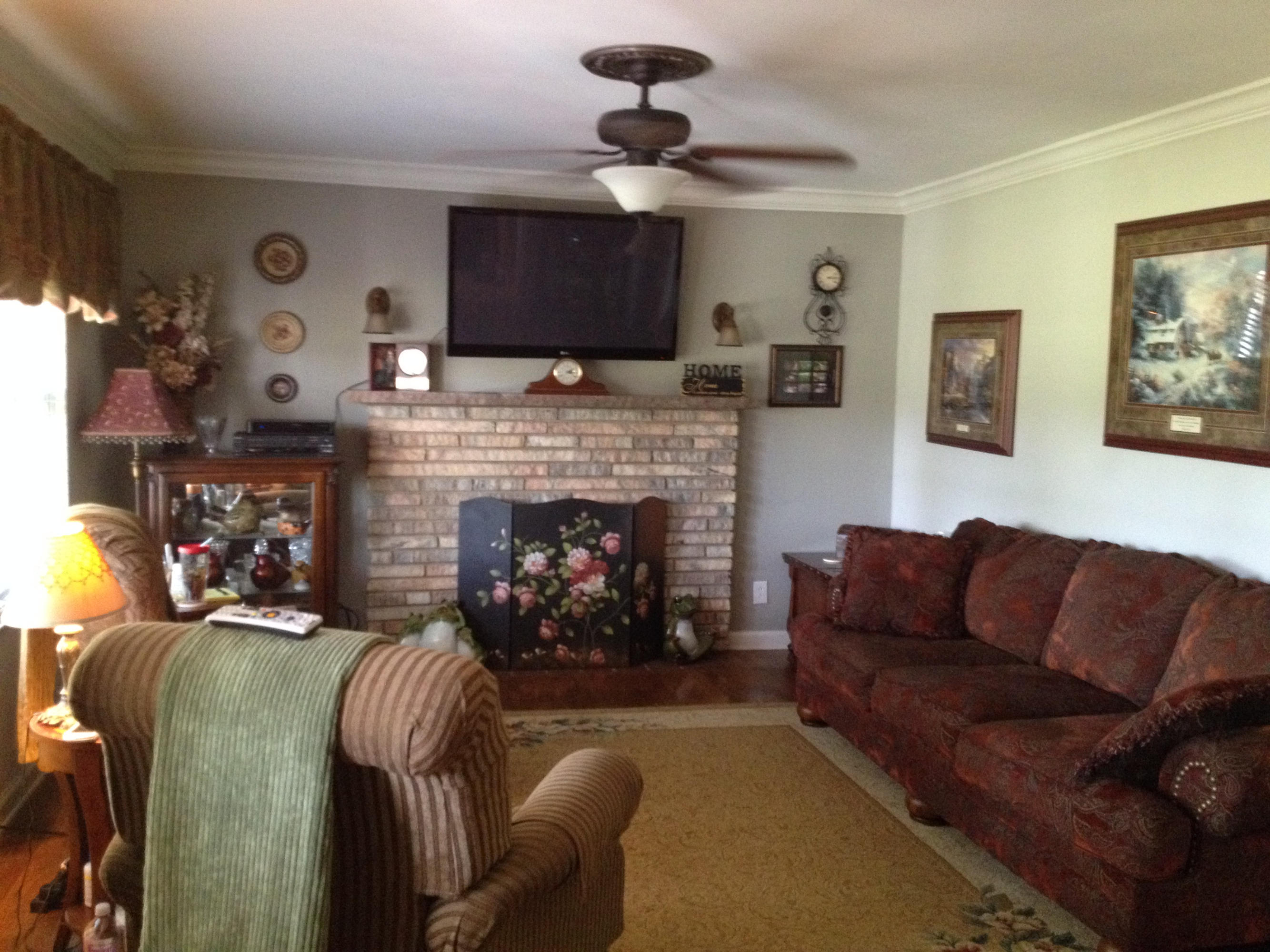 1921 Raulston Road Maryville, TN 37803 - Photo 16 of 31 Living Room w/hardwood floors
