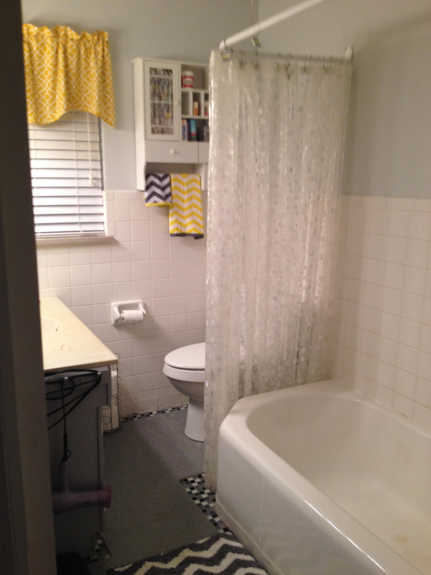 1921 Raulston Road Maryville, TN 37803 - Photo 25 of 31 Main Hall Bath
