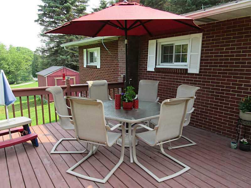 3306 Balsiger Road Apollo, PA 15613 - Photo 15 of 17 Patio/Deck.