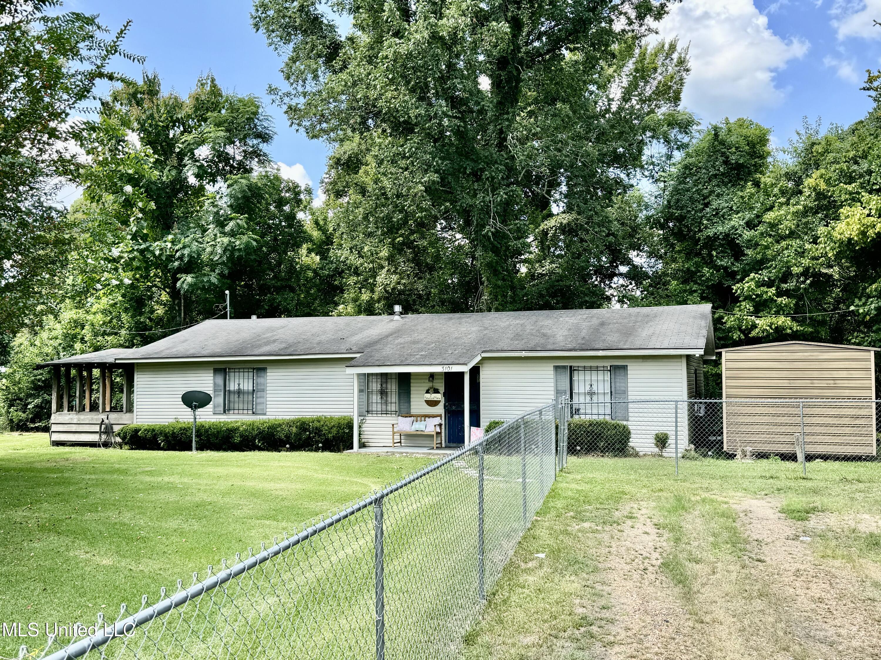 3101 Center Ridge Road Yazoo City, MS 39194 - Photo 1 of 20 BC4793AF-6C4A-4FB0-9529-42345E154EB7