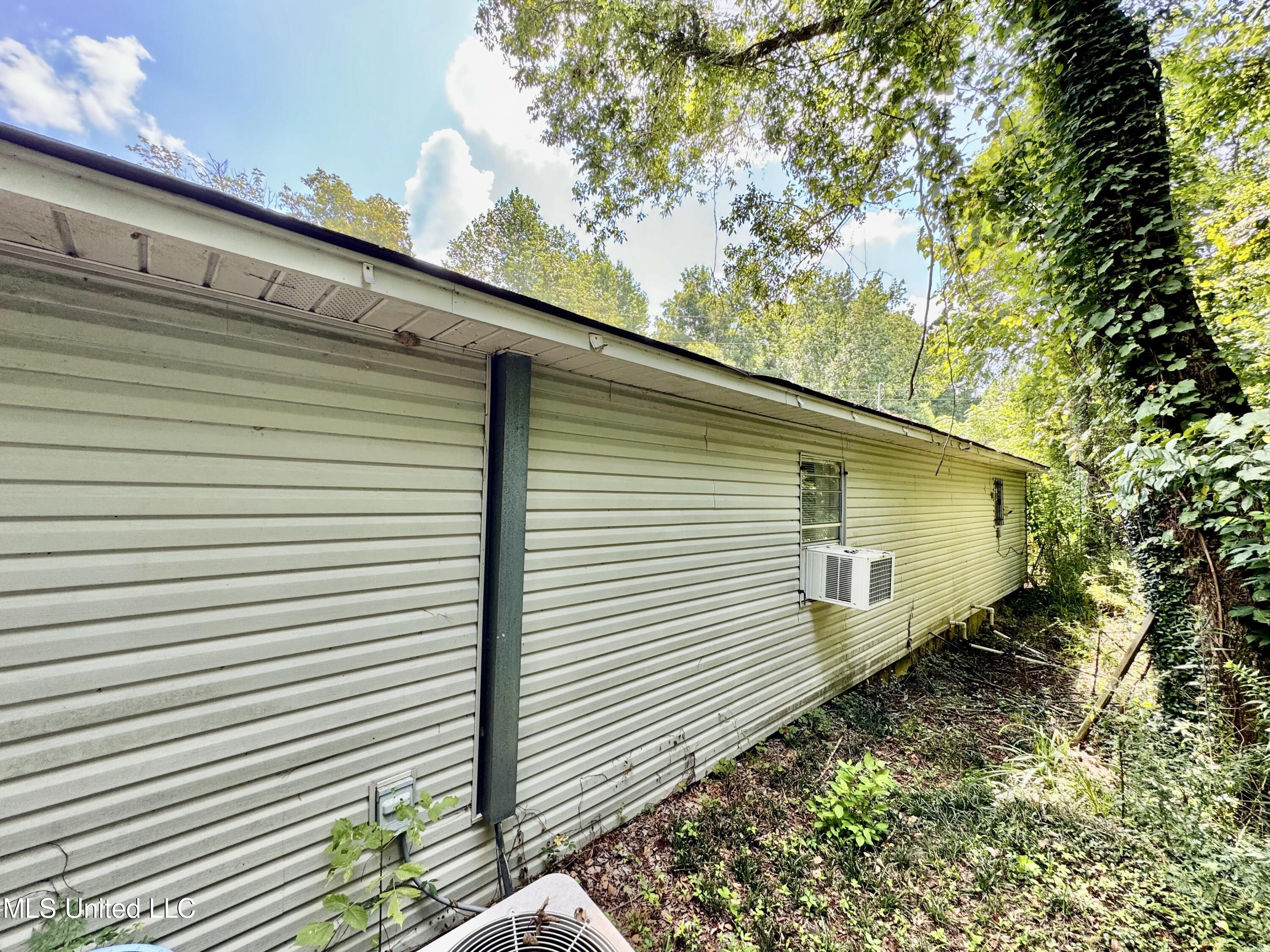 3101 Center Ridge Road Yazoo City, MS 39194 - Photo 8 of 20 34889602-769E-4AAE-83AA-539E63F21904