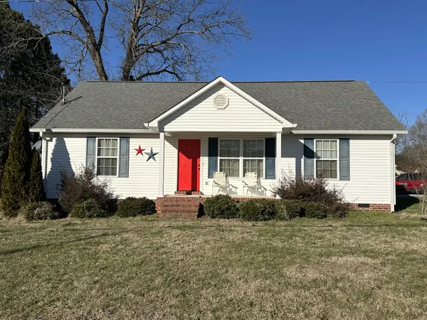 $1,500 | 104 Lincoln Street, Ethridge, TN 38456