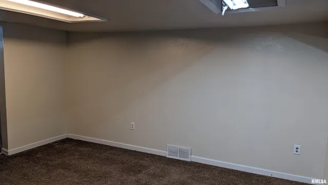 $59,900 | 102 North Elizabeth Street, Colchester, IL 62326