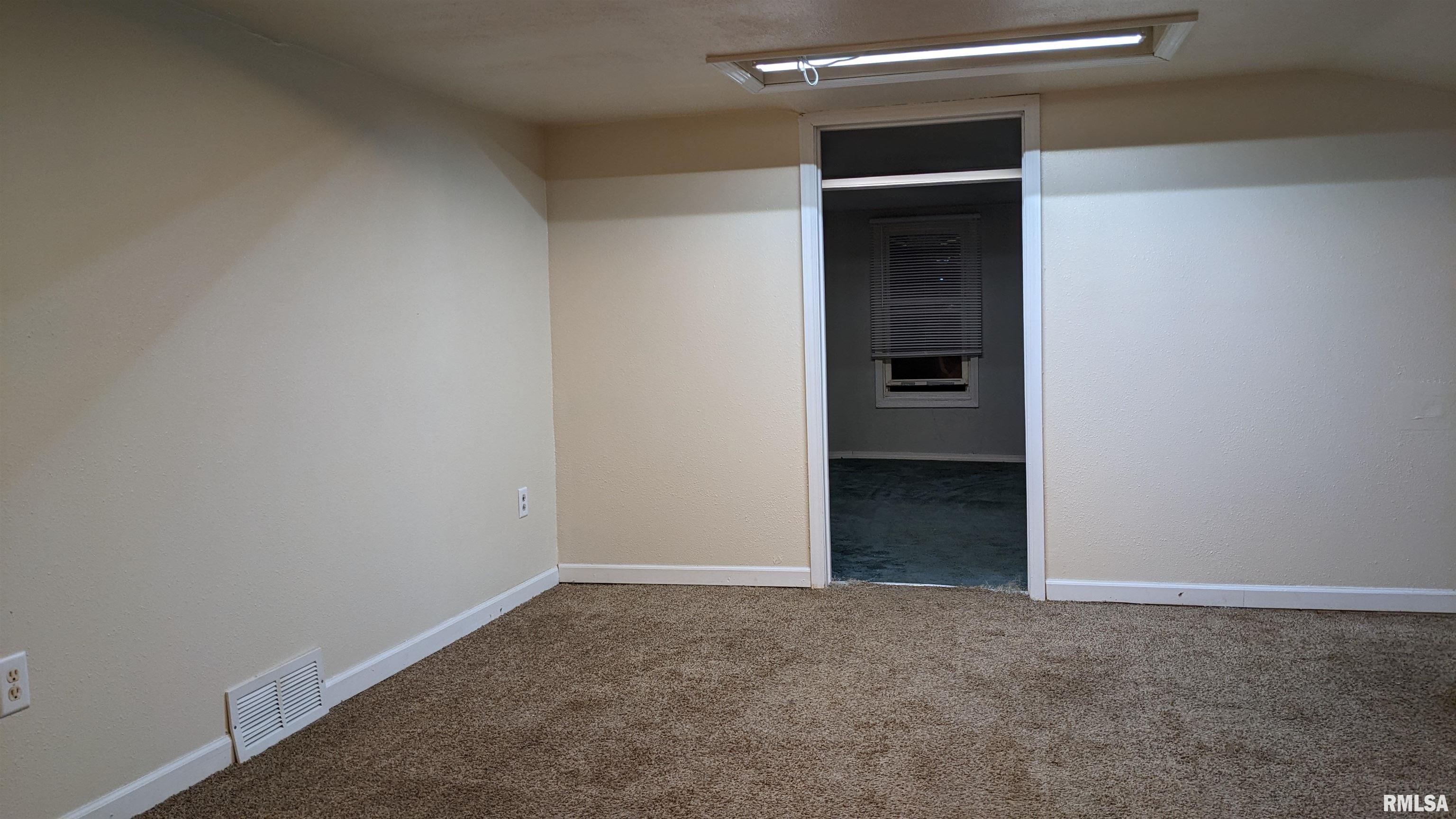 102 North Elizabeth Street Colchester, IL 62326 - Photo 19 of 36