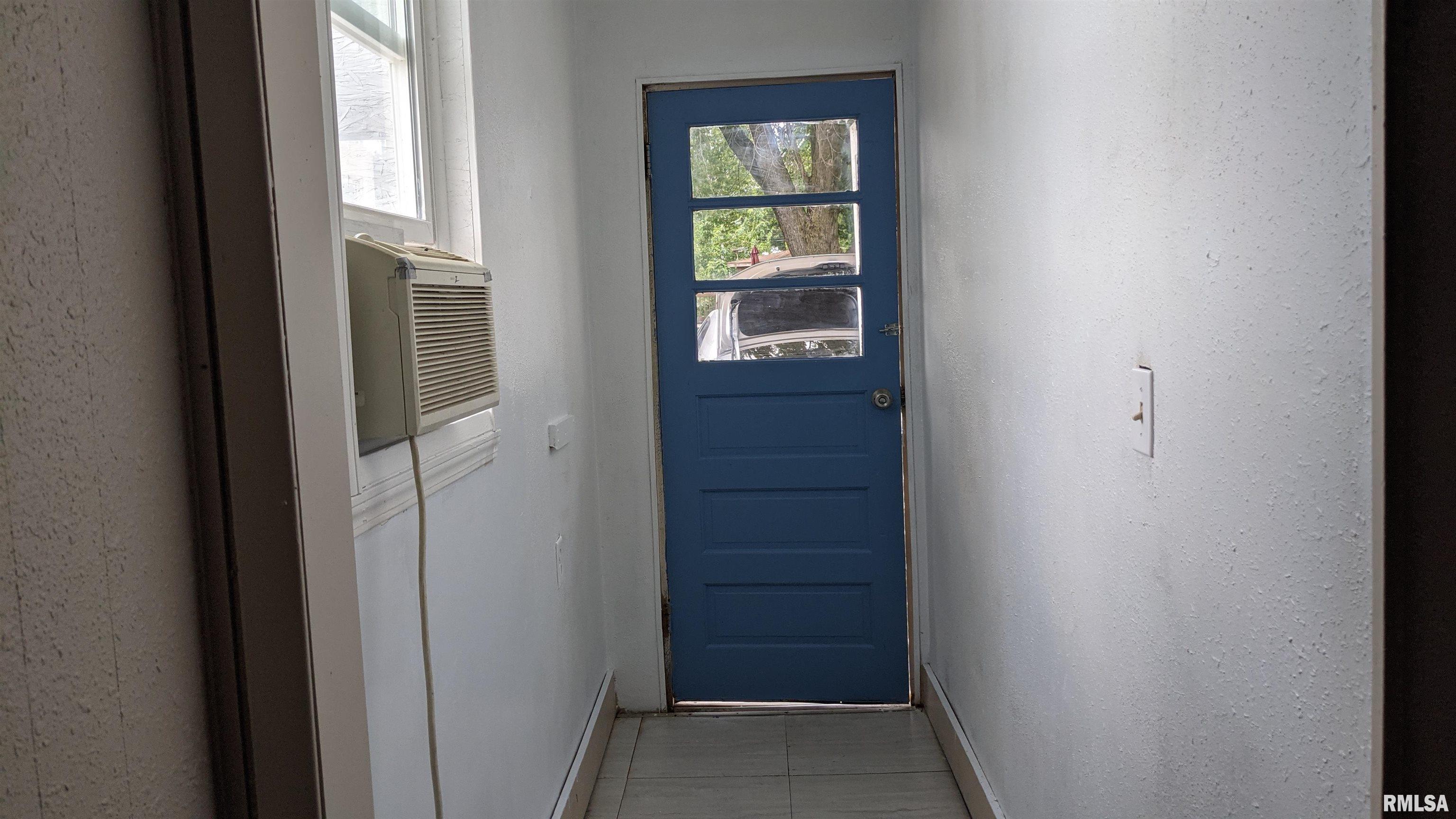 102 North Elizabeth Street Colchester, IL 62326 - Photo 10 of 36