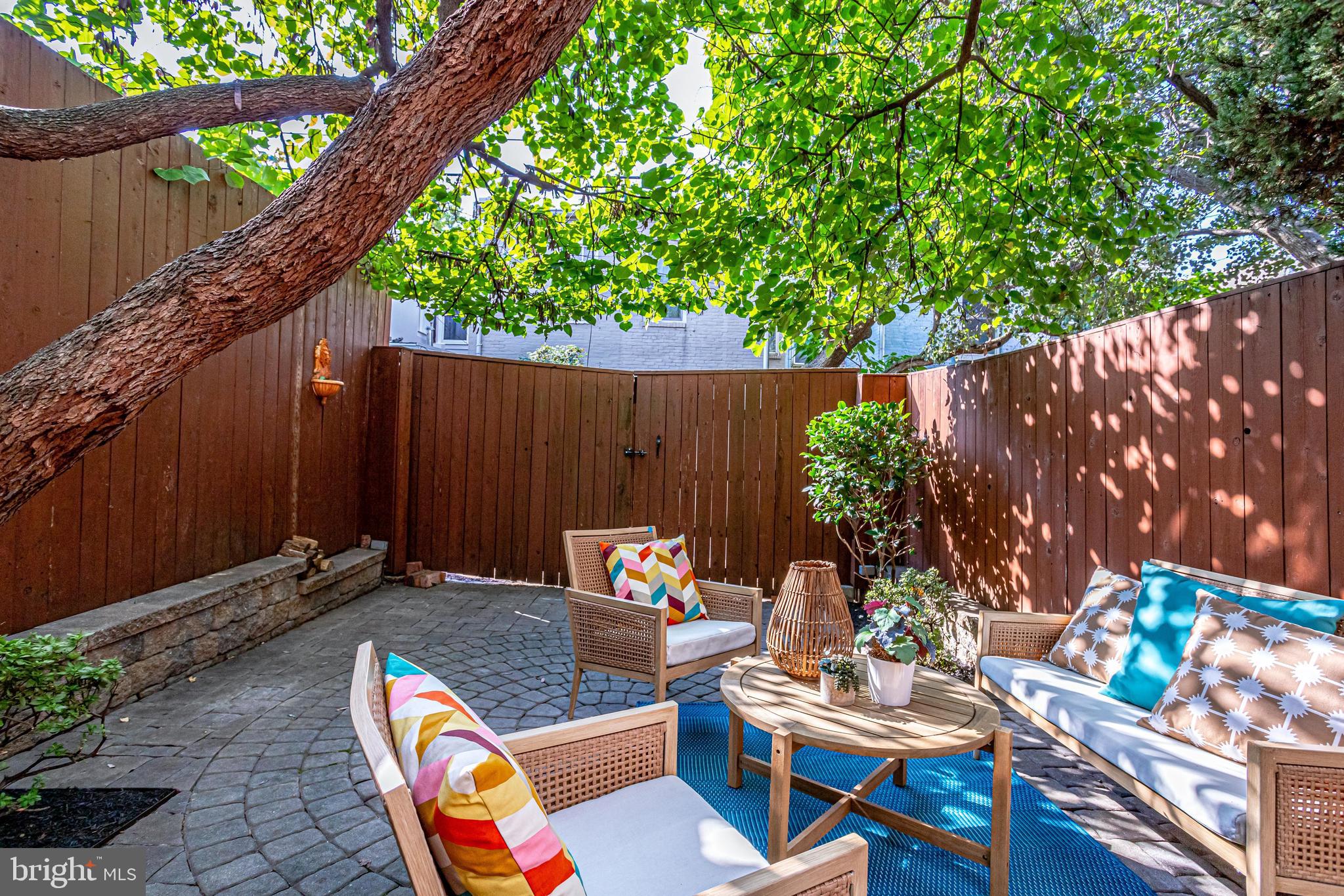 143 E Street Southeast Washington, DC 20003 - Photo 46 of 59 Dine al fresco, or use for parking