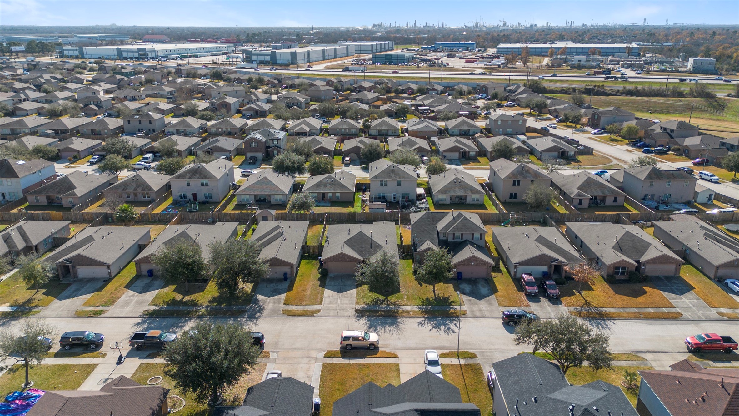 830 Paradise Road Baytown, TX 77521 - Photo 32 of 34