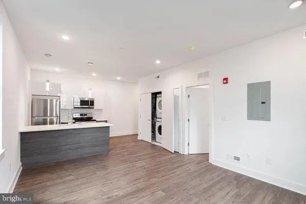 $1,795 | 2623 Christian Street, Unit 301, Philadelphia, PA 19146