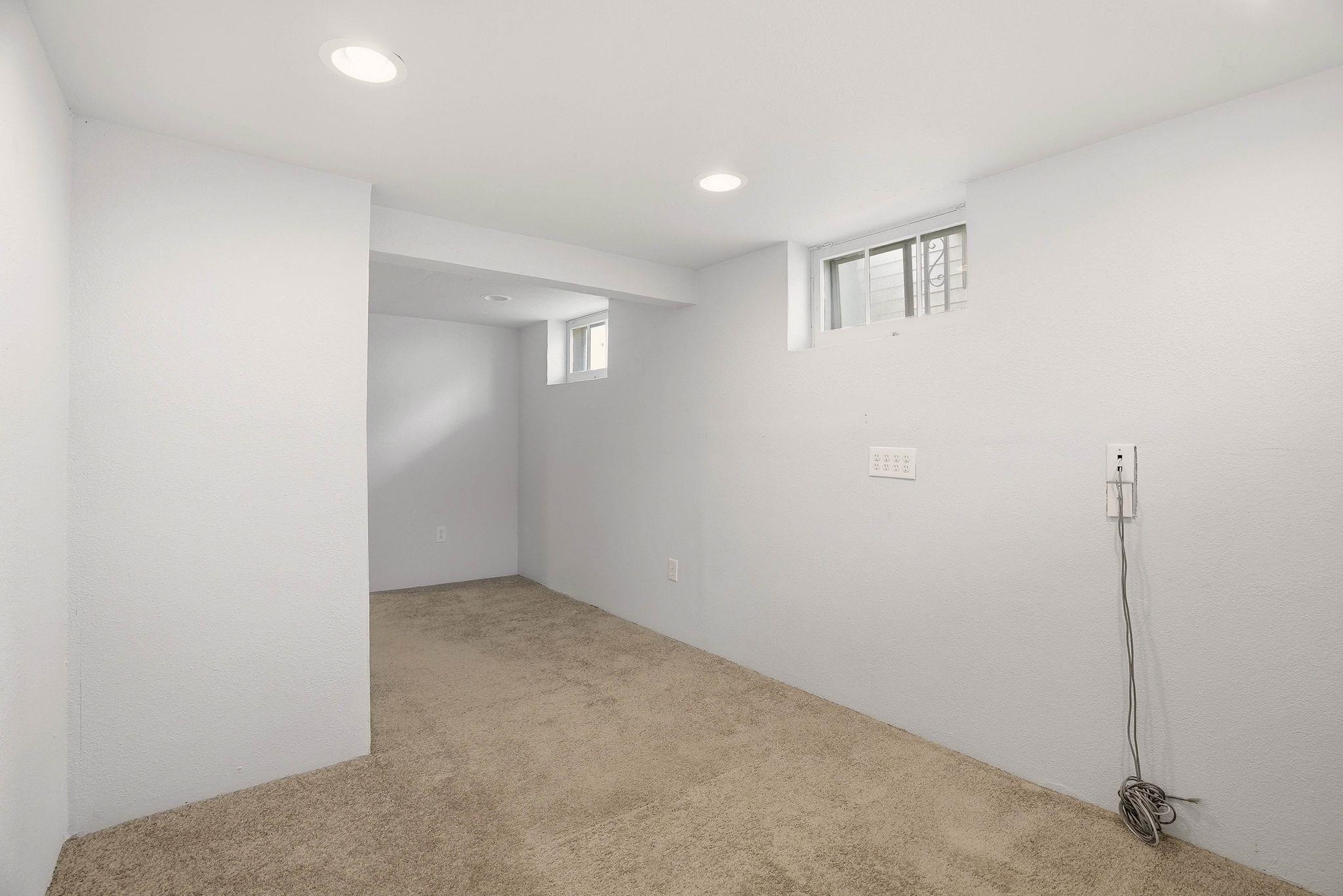 4824 North Adams Street Spokane, WA 99205 - Photo 18 of 27