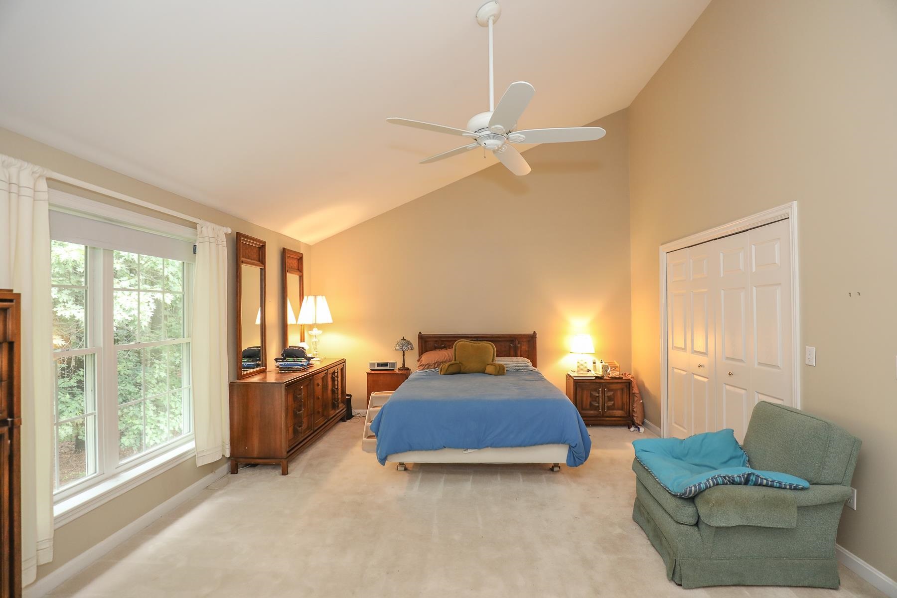 7 Castlegate Way Nashua, NH 03063 - Photo 14 of 39