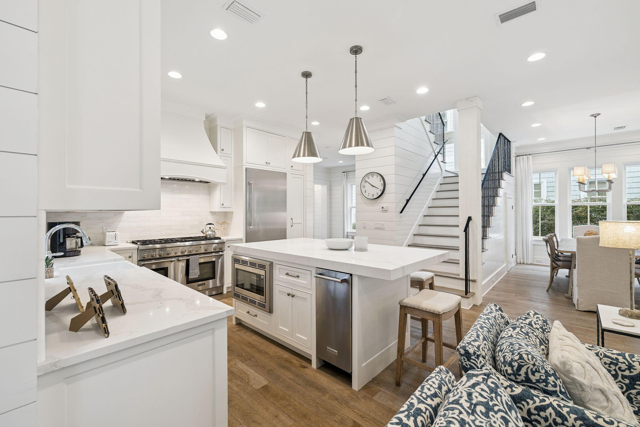 17 Compass Point Way Watersound, FL 32461 - Photo 21 of 73 a kitchen that has a lot of stove in it