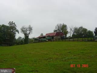325 Valley Road West Grove, PA 19390 - Photo 2 of 6 Gallery Image 2