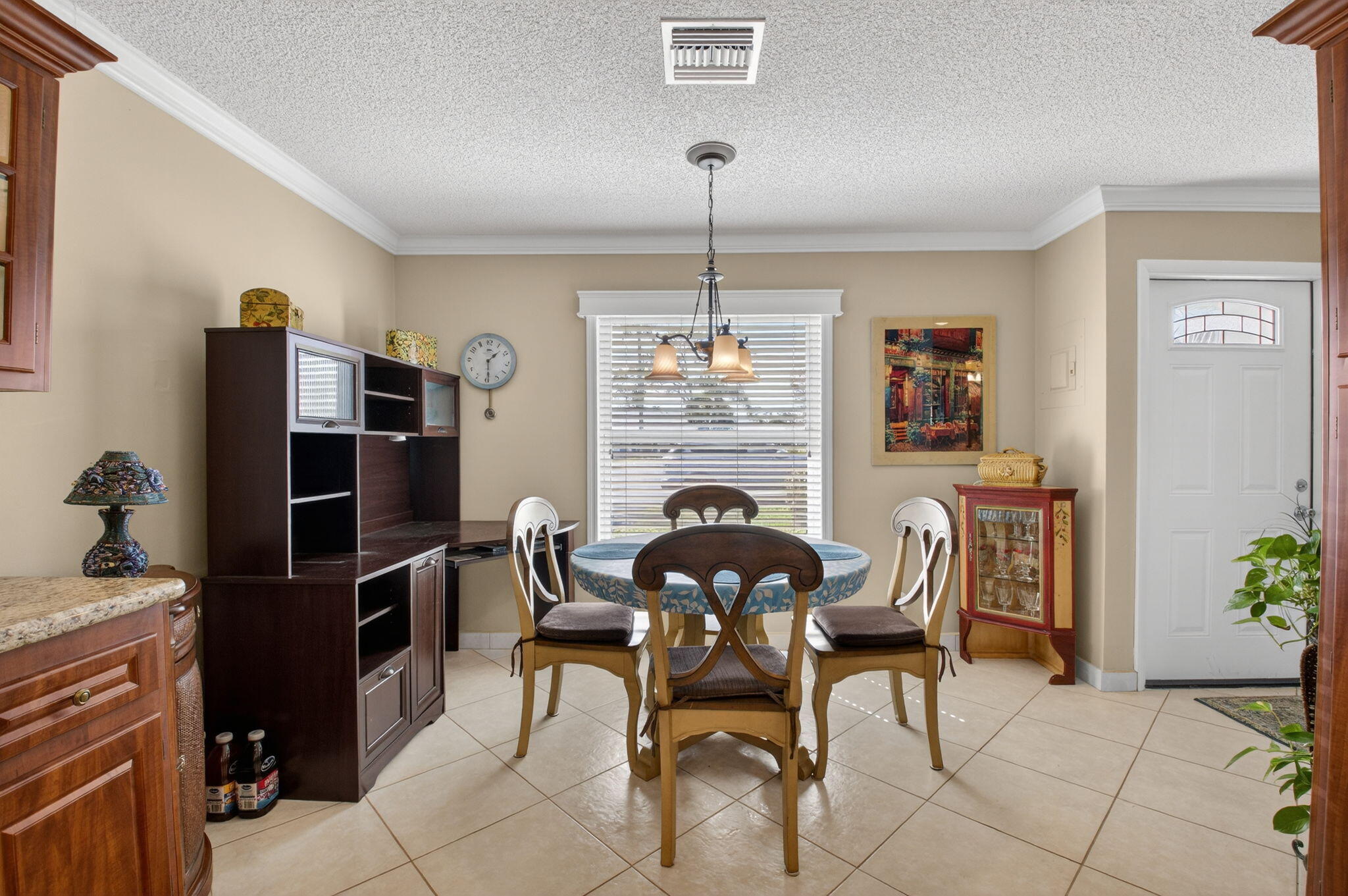5221 Privet Place, Unit A Delray Beach, FL 33484 - Photo 11 of 47 35-web-or-mls-DSC_4880