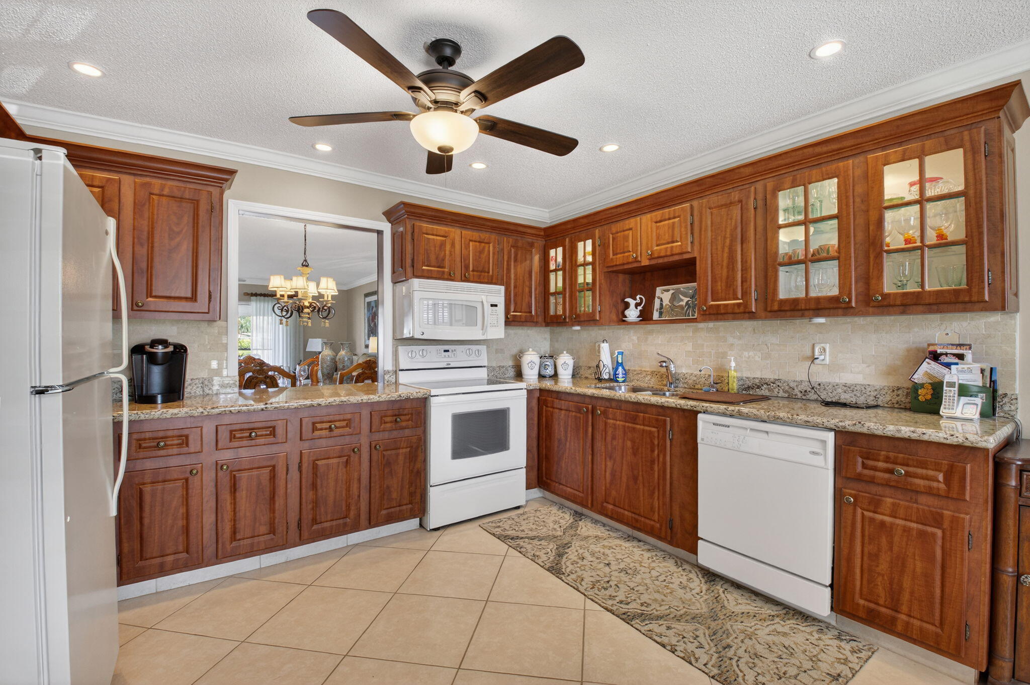 5221 Privet Place, Unit A Delray Beach, FL 33484 - Photo 8 of 47 11-web-or-mls-DSC_4759